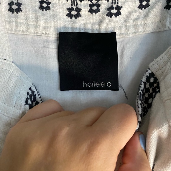 Hailee C Dress Size Small Aztec Print Lace Up Fit & Flare White Black Sleeveless - Picture 3 of 8